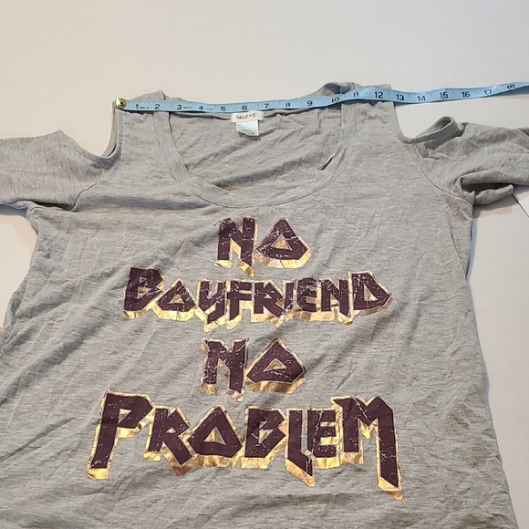 Self-Esteem Juniors Gray Cold Shoulder Womens Top NWT XL No Boyfriend No Problem - Picture 6 of 9